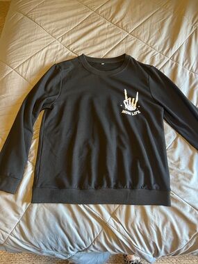 Black "Mom Life" Graphic Sweatshirt